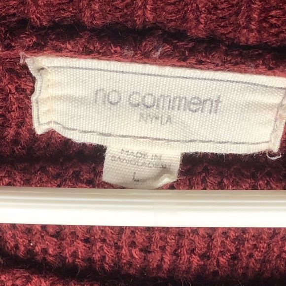 Maroon Sweater - Picture 3 of 3